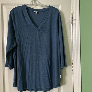 3/4 sleeve heather blue shirt."